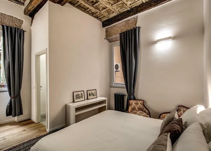 Farnese House In